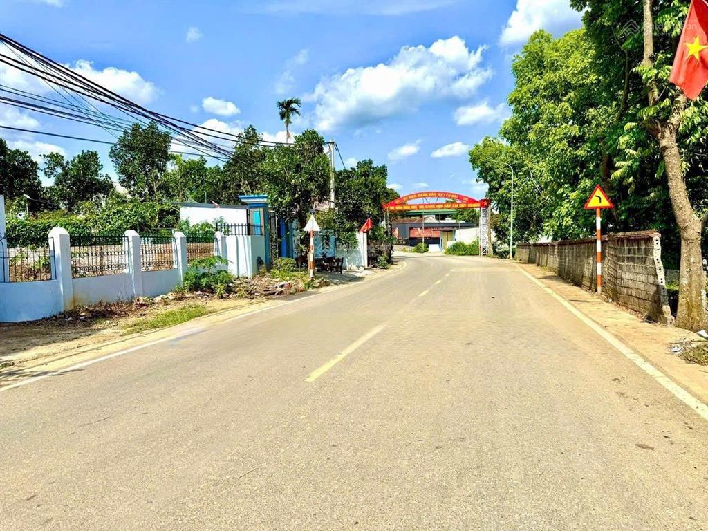 Chính em bán lô đất diện tích396m2 thổ cư 150m2 mặt tiền 11m tại xã yên bài ba vì hà nội