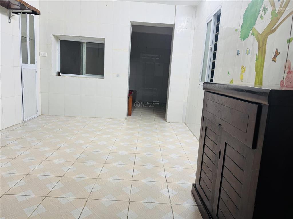 Nhà cấp 4 tập thể 30m2  hoàng quốc việt, cầu giấy  chính chủ cho thuê