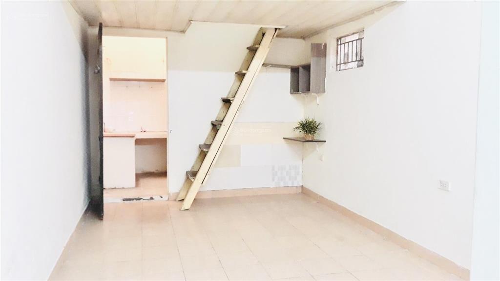 Chính chủ cho thuê nhà cấp 4  30m2 tại đường lê quang đạo, phú đô, nam từ liêm, 3,5 triệu/tháng
