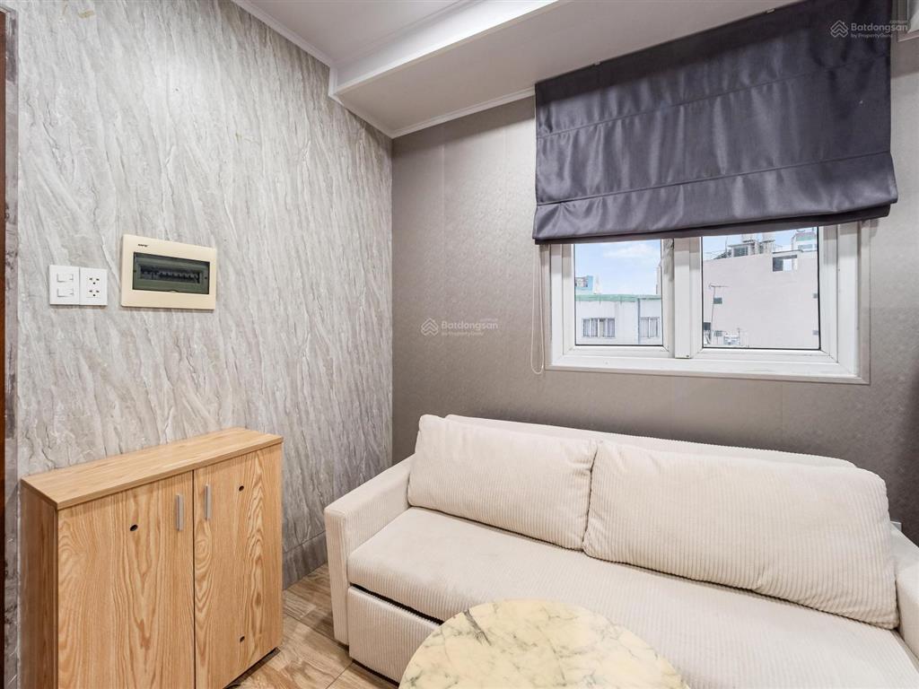 Bán tòa nhà building  33 căn hộ dịch vụ, 1200m2, trung tâm lê văn sỹ, quận 3