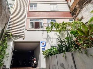 Bán tòa nhà building  33 căn hộ dịch vụ, 1200m2, trung tâm lê văn sỹ, quận 3