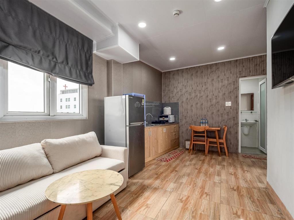 Bán tòa nhà building  33 căn hộ dịch vụ, 1200m2, trung tâm lê văn sỹ, quận 3
