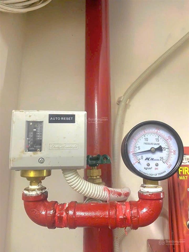 Chính chủ bán căn hộ dòng tiền 8 tầng thang máy kinh doanh ô tô đỗ cửa giá 13tỷ dòng tiền 700tr/năn