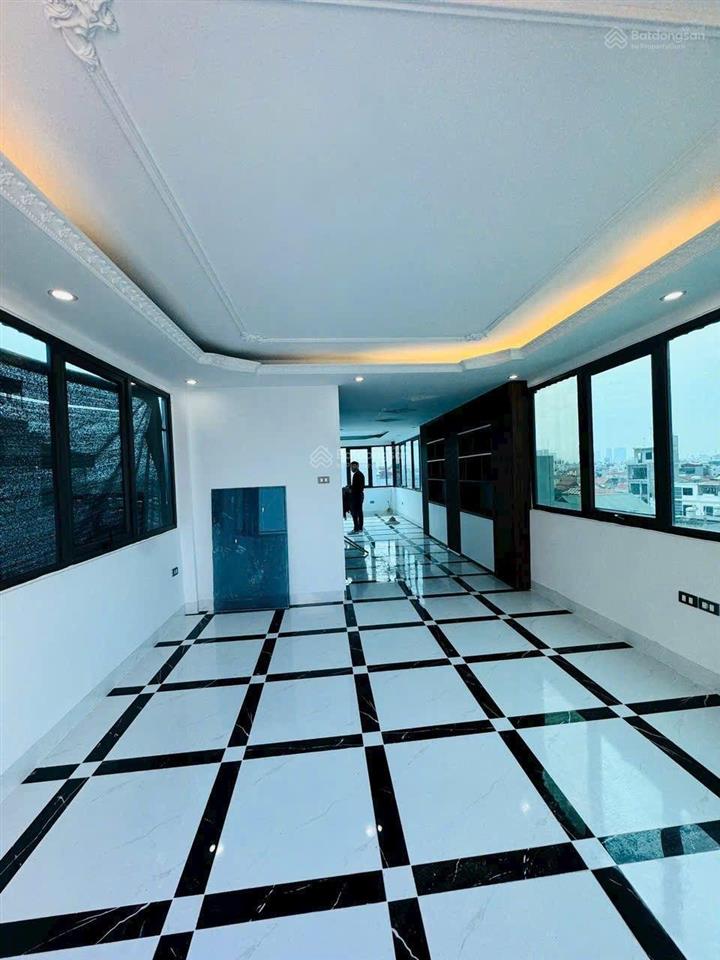 Chính chủ bán căn hộ dòng tiền 8 tầng thang máy kinh doanh ô tô đỗ cửa giá 13tỷ dòng tiền 700tr/năn