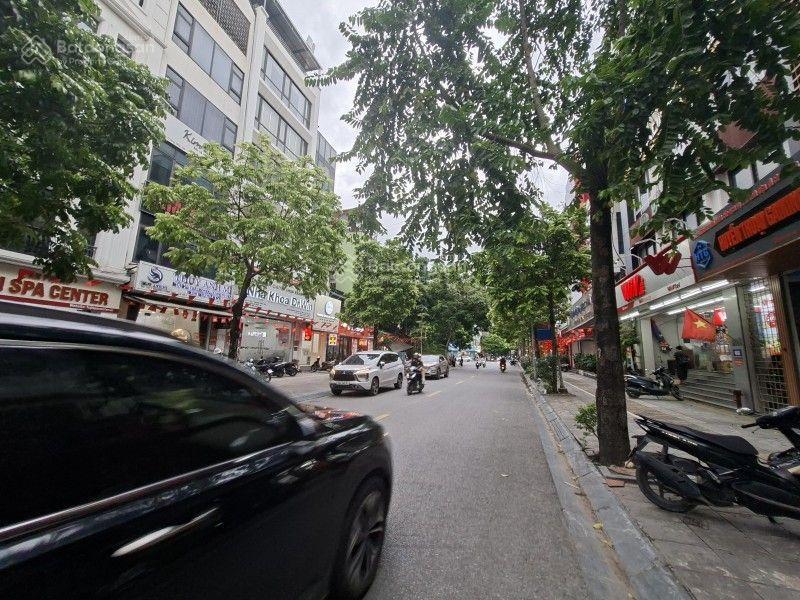 Bán nhà mặt phố trương công giai vỉa hè rộng dt 90m2 7 tầng +hầm kinh doanh, giá rẻ hơn khu vực