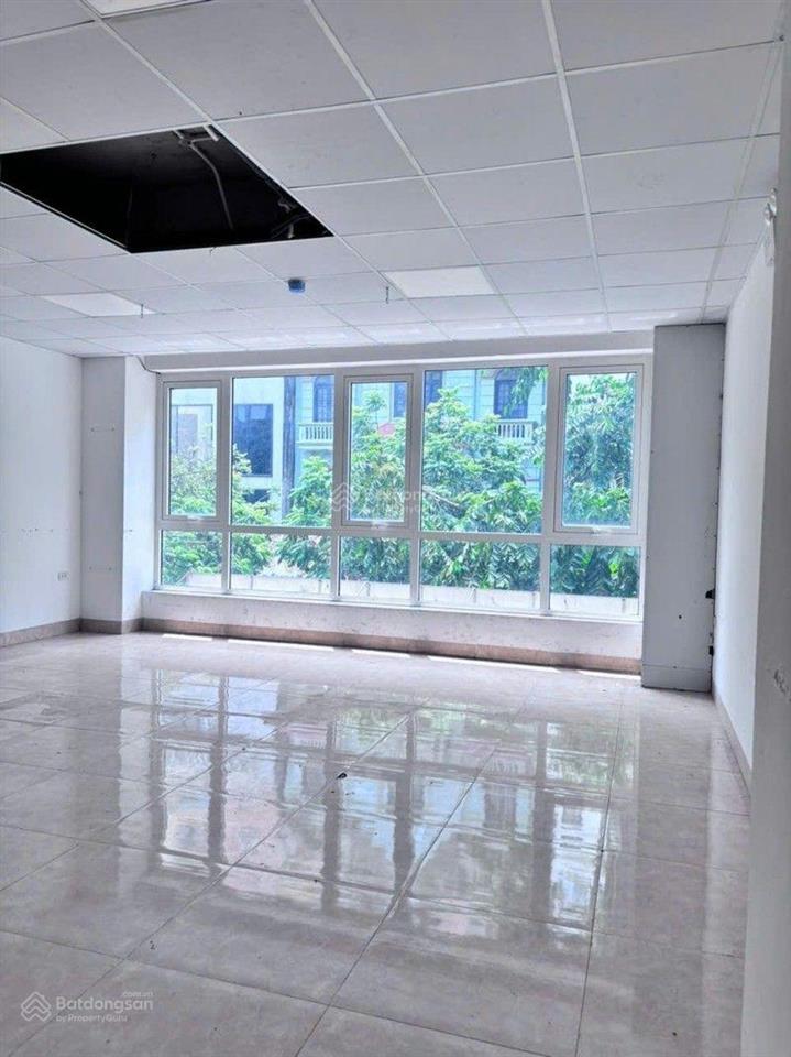 Bán nhà mặt phố trương công giai vỉa hè rộng dt 90m2 7 tầng +hầm kinh doanh, giá rẻ hơn khu vực