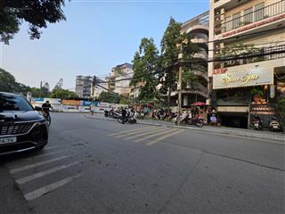 Chính chủ tôi cần bán gấp mảnh đất vàng duy nhất,mặt tiền lớn vỉa hè rộng ô tô đỗ chục chiếc