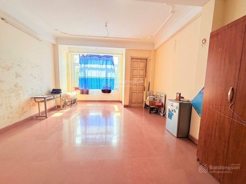 Chính chủ tôi cần bán gấp nánh 7t thang máy dt90m2 ô tô vào nhà,dùng đỗ,đc giang văn minh ba đình