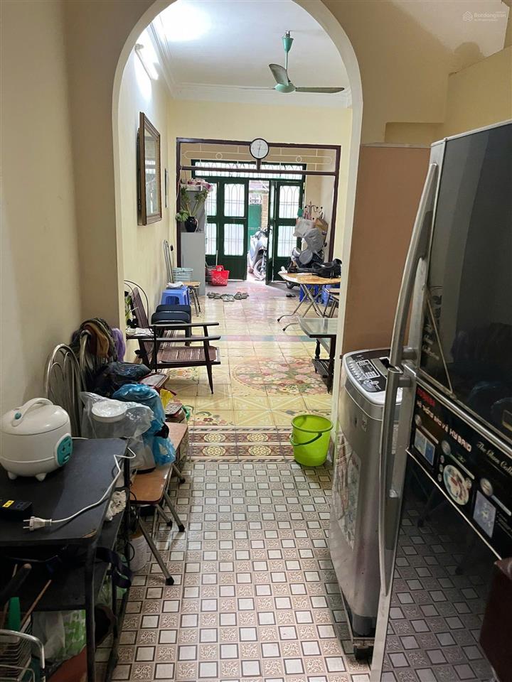 Cc tôi bán nhà yên láng đống đa
siêu hiếm 2 mặt thoáng dt65m | xd 4 tầng khung cột.giá 14.8 tỷ