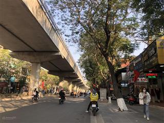 Chính chủ tôi kẹt tiền cần đất gấp đất hiếm trung tâm xuân thuỷgiấy diện tích 183m2 ba sổ.