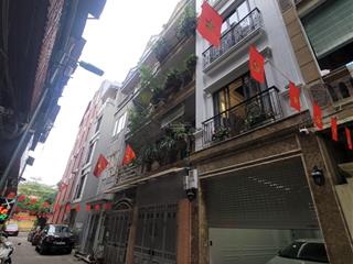 Bán nhà phân lô vip huỳnh thúc khángtrucd khê vỉa hè ô tô tránh kinh doanh,giá hợp lý nhất khu vực