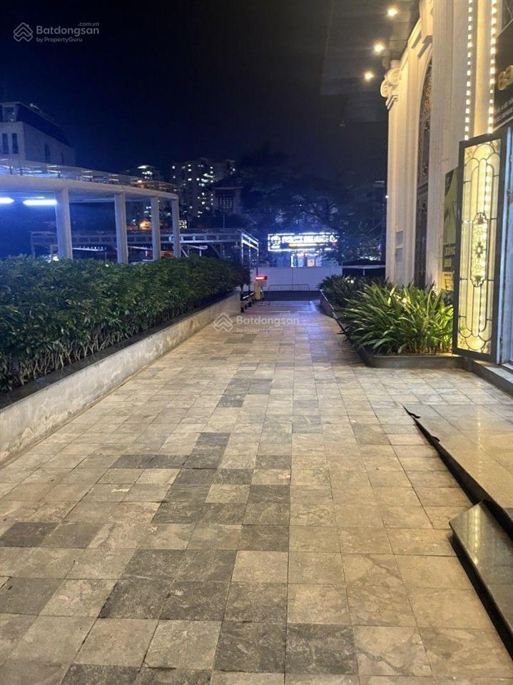 Chính chủ cần bán siêu phẩm mặt phố hoàng ngân lô góc 3 thoáng kinh doanh đỉnh dòng tiền khủng