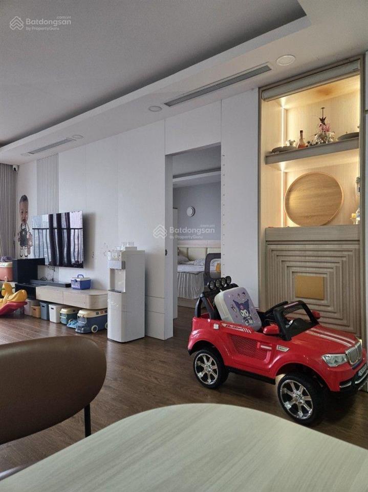 Bán the park hom,căn hộm chung cư 154 m2, 20,5 tỷ tại trần thái tông, cầu giấy, hà nội có slot ôtô