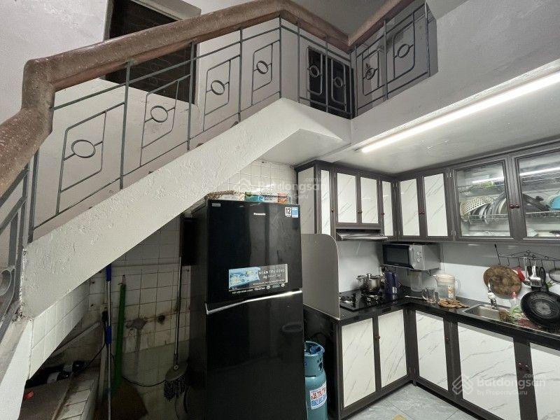 Chính chủ bán nhà riêng đặng tất giá 27tỷ,dt70m2 sát phố,kinh doanh ôto đỗ cửa,hiếm
ba đình hà nội