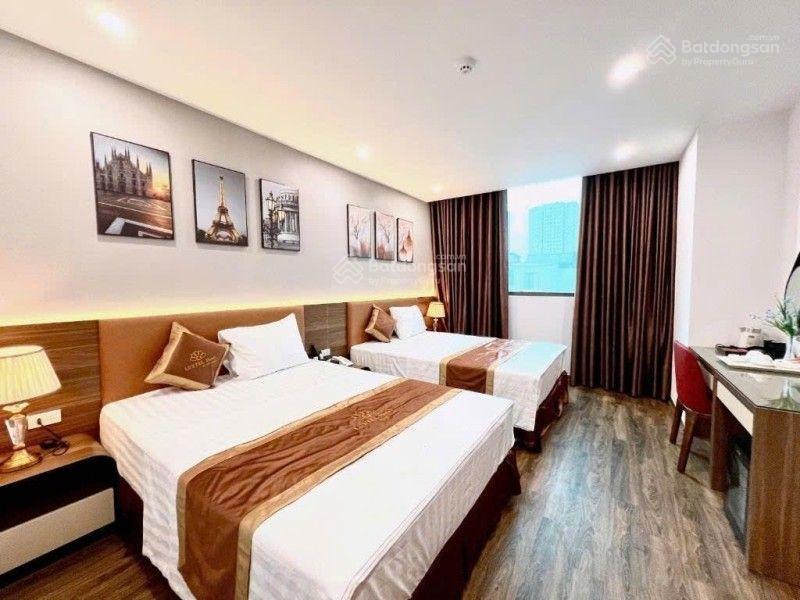 Bán nhà riêng 5 tầng tại đ.trích sài, 88 tỷ, 215 m2, chính chủ hàng hiếm tây hồ hà nội