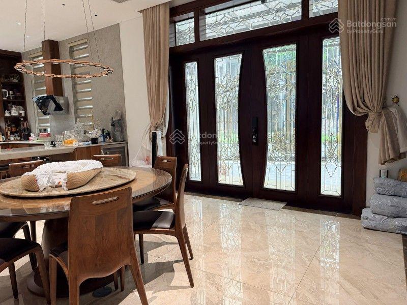 Cần thanh khoản gấp siêu biệt thự mặt hồ lideco chuẩn sống thượng lưu giữa trung tâm, &nhỉnh 200/m2