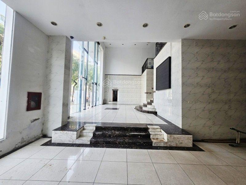 Cần bán siêu phẩm nhà,đất vàng,mỹ đình dt 1.520m2 giá hơn 300tr/m2 full thổ cư ở lâu dài vị trí đẹp