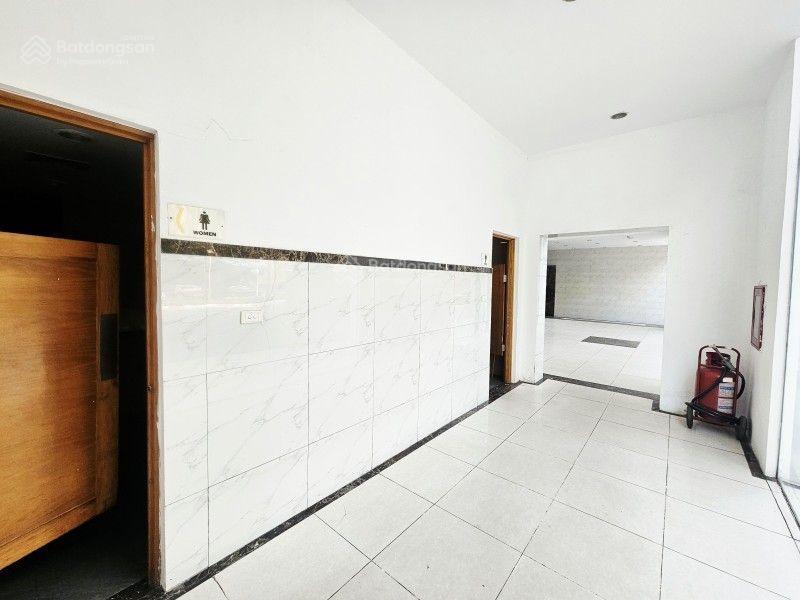 Cần bán siêu phẩm nhà,đất vàng,mỹ đình dt 1.520m2 giá hơn 300tr/m2 full thổ cư ở lâu dài vị trí đẹp