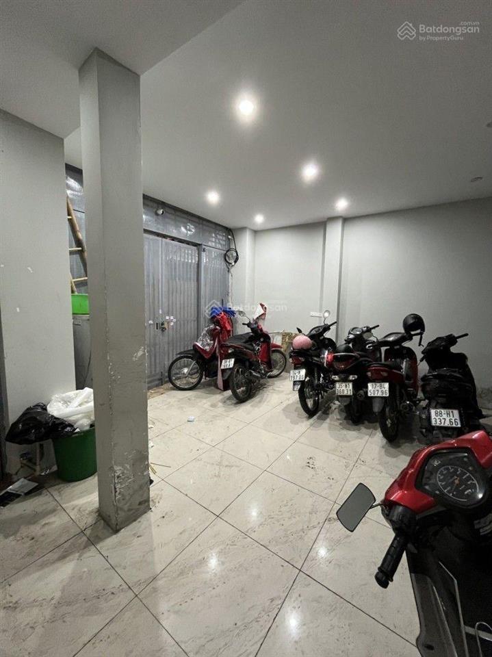Bán siêu phẩm ccmn trần duy hưng lô góc 3 thoáng full pccc dòng tiền 940 triệu/năm. dt 65m2