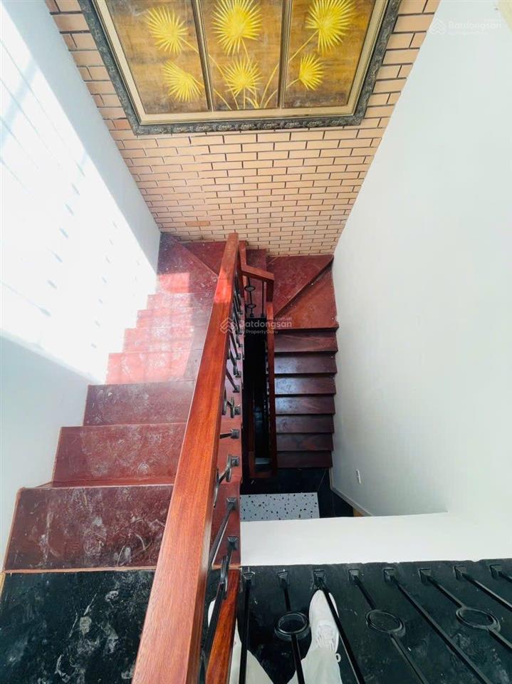 Bán nhà 83m2 phân lô vip hoàng hoa thám ô tô tránh vỉa hè 4tầng thang máy, kinh doanh mặt tiền rộng