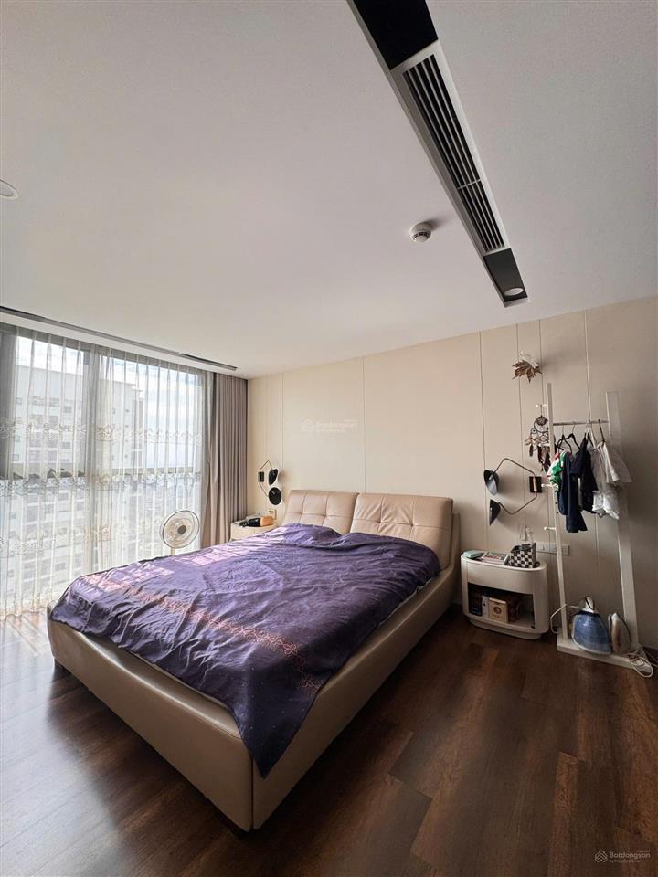 Cần thanh khoản sớm căn hộ chung cư 3pn, 3wc, 190m² tại sunshine riverside, giá ưu đãi 19,9 tỷ