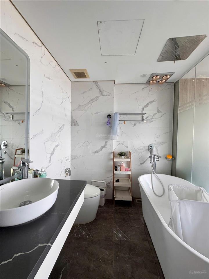 Cần thanh khoản sớm căn hộ chung cư 3pn, 3wc, 190m² tại sunshine riverside, giá ưu đãi 19,9 tỷ