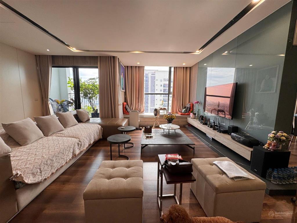 Cần thanh khoản sớm căn hộ chung cư 3pn, 3wc, 190m² tại sunshine riverside, giá ưu đãi 19,9 tỷ