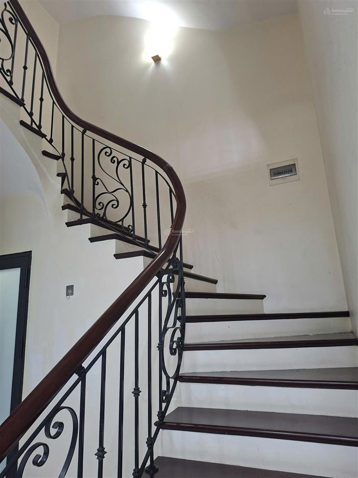 Cần bán biệt thự 5pn,5wc 4tang tại dự án foresa xuân phương,nam từ liêm,hà nội,290tr/m2 dt 200m2