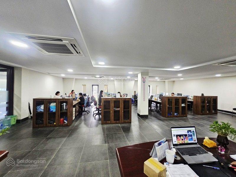 Cần thanh khoản gấp tòa văn phòng mặt phố tại five star mỹ đình, 136 tỷ, 320m², sổ đỏ chính chủ