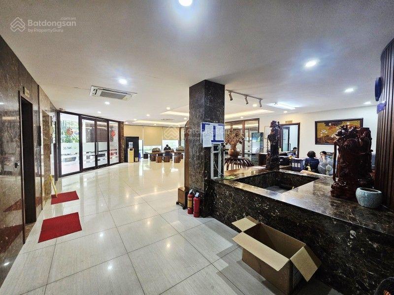 Cần thanh khoản gấp tòa văn phòng mặt phố tại five star mỹ đình, 136 tỷ, 320m², sổ đỏ chính chủ