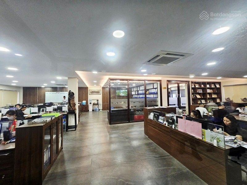 Cần thanh khoản gấp tòa văn phòng mặt phố tại five star mỹ đình, 136 tỷ, 320m², sổ đỏ chính chủ