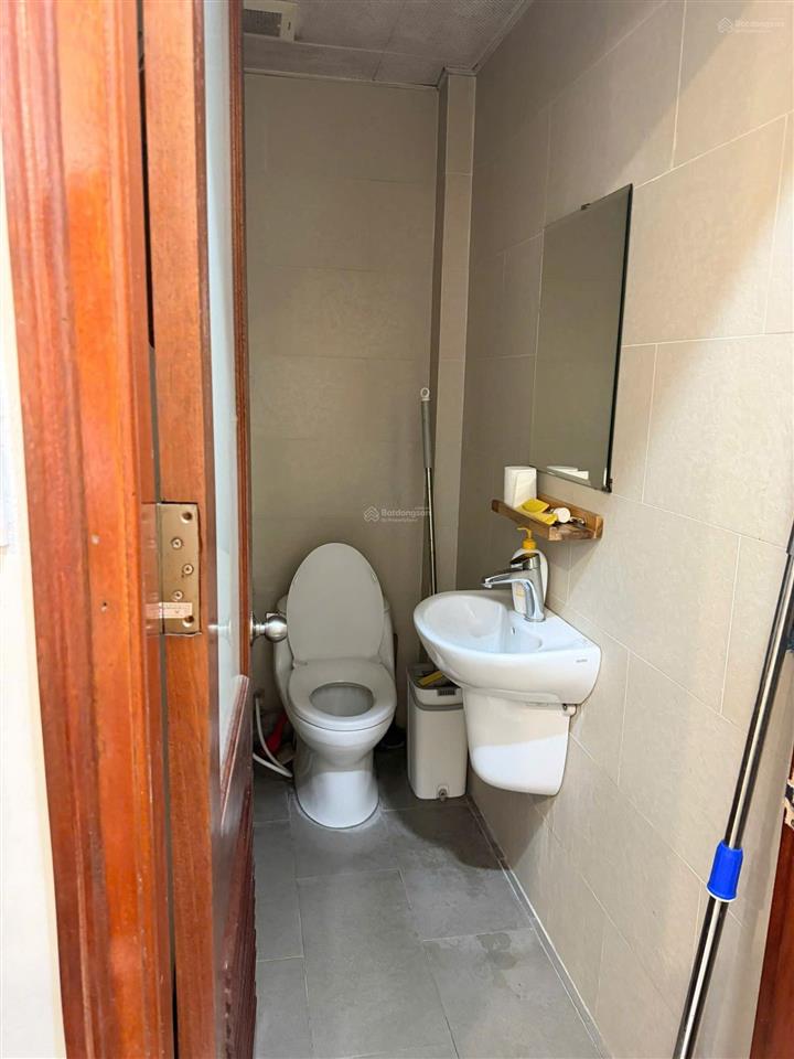 Chính chủ kẹt tiền bán nhà riêng 60m2 tại thành công, q.ba đình, hà nội chỉ với giá ưu đãi 15,2 tỷ