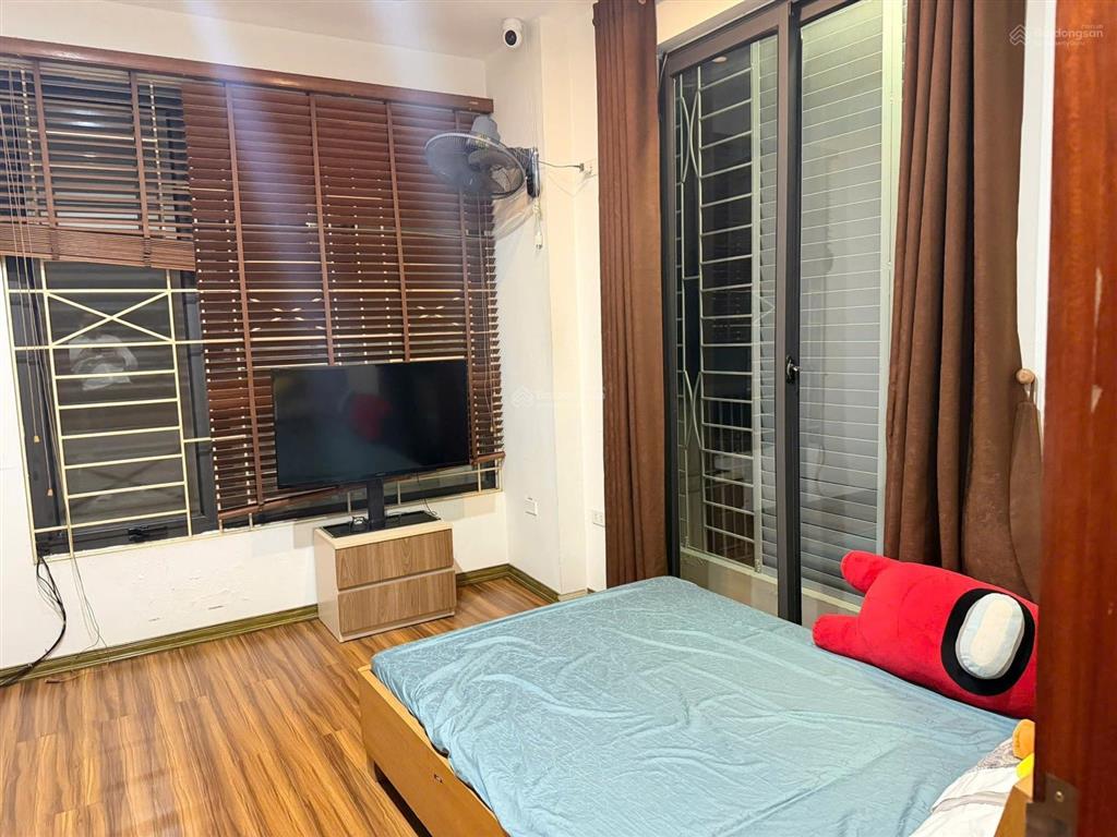 Chính chủ kẹt tiền bán nhà riêng 60m2 tại thành công, q.ba đình, hà nội chỉ với giá ưu đãi 15,2 tỷ