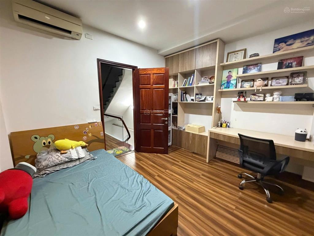 Chính chủ kẹt tiền bán nhà riêng 60m2 tại thành công, q.ba đình, hà nội chỉ với giá ưu đãi 15,2 tỷ