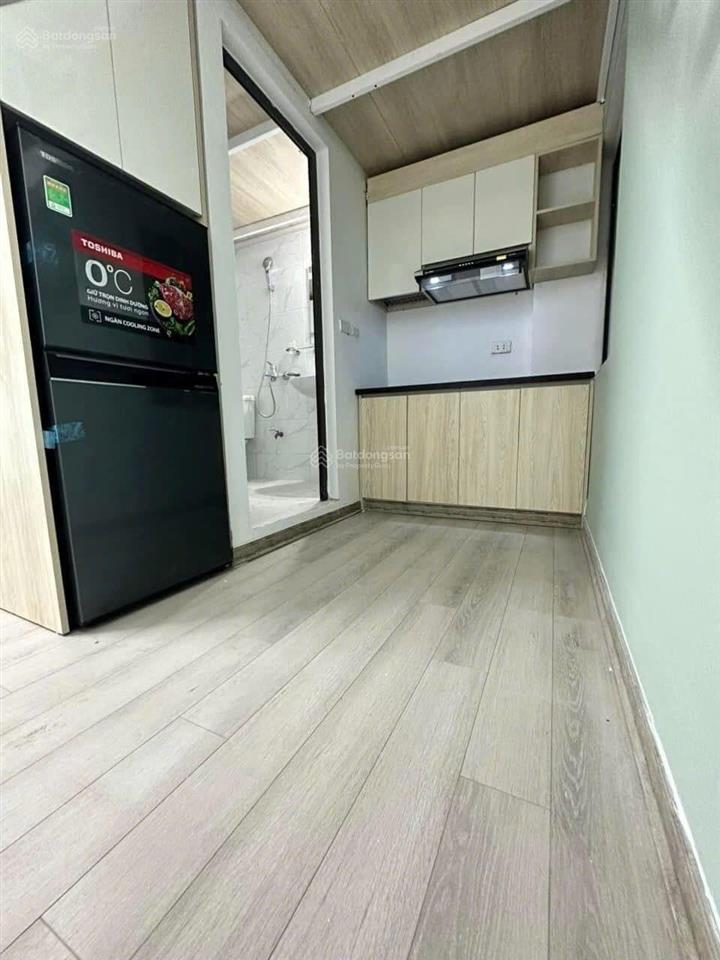 Bán tòa căn hộ dịch vụ phùng khoang 7tầng thang máy 26,5 tỷ, 185m2, dòng tiền 200tr/th giá siêu hời