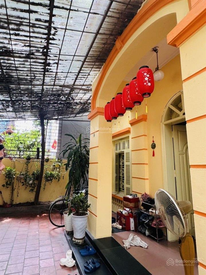 Bán biệt thự 4pn, 3wc, 146m2 tại ngọc khánh, ba đình, hà nội, giá 42,6 tỷ đường ô tô tránh/dừng đỗ