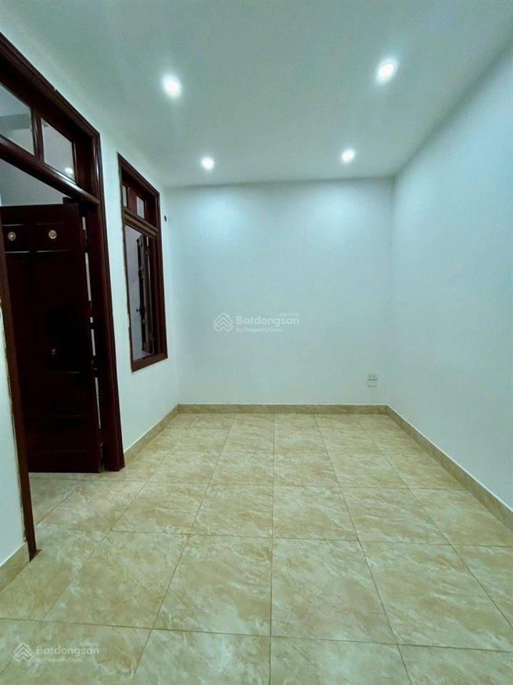 Bán nhà riêng tại phố chùa bộc, giá ưu đãi 12,9 tỷ, 40 m2, nội thất đầy đủ