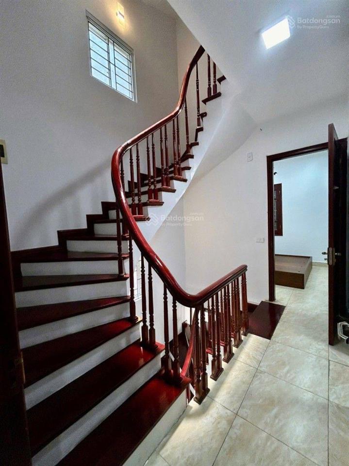 Bán nhà riêng tại phố chùa bộc, giá ưu đãi 12,9 tỷ, 40 m2, nội thất đầy đủ