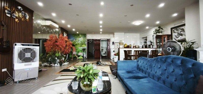 Nhà có việc cần bán gấp căn hộ chung cư cao cấp siêu rộng hà nội 206m2, 4pn 4wc, vị trí vàng 12.3tỷ