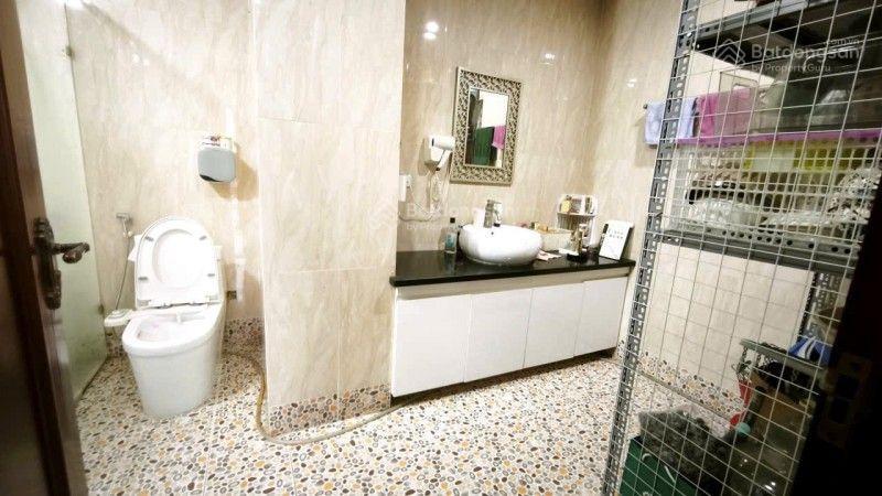 Nhà có việc cần bán gấp căn hộ chung cư cao cấp siêu rộng hà nội 206m2, 4pn 4wc, vị trí vàng 12.3tỷ