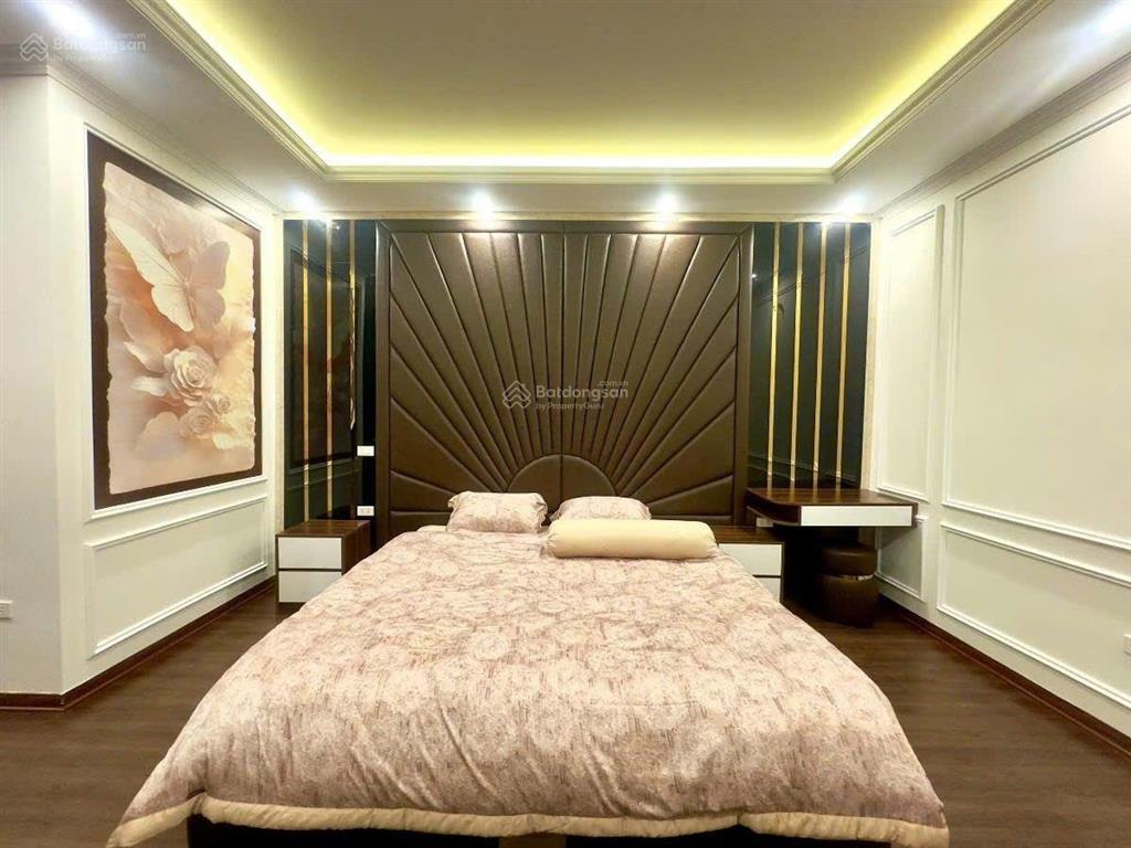 Kim mã ba đình nhà mới 6 tầng thang máy lô góc chỉ 14,42 tỷ 6 tầng mặt tiền rộng
