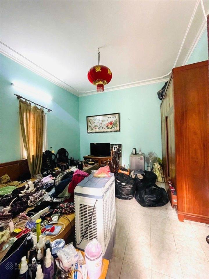 Bán nhà dịch vọng khúc thừa dụ lô đất vàng dòng tiền chỉ 32.5 tỷ sổ đỏ đẹp dt 115m,