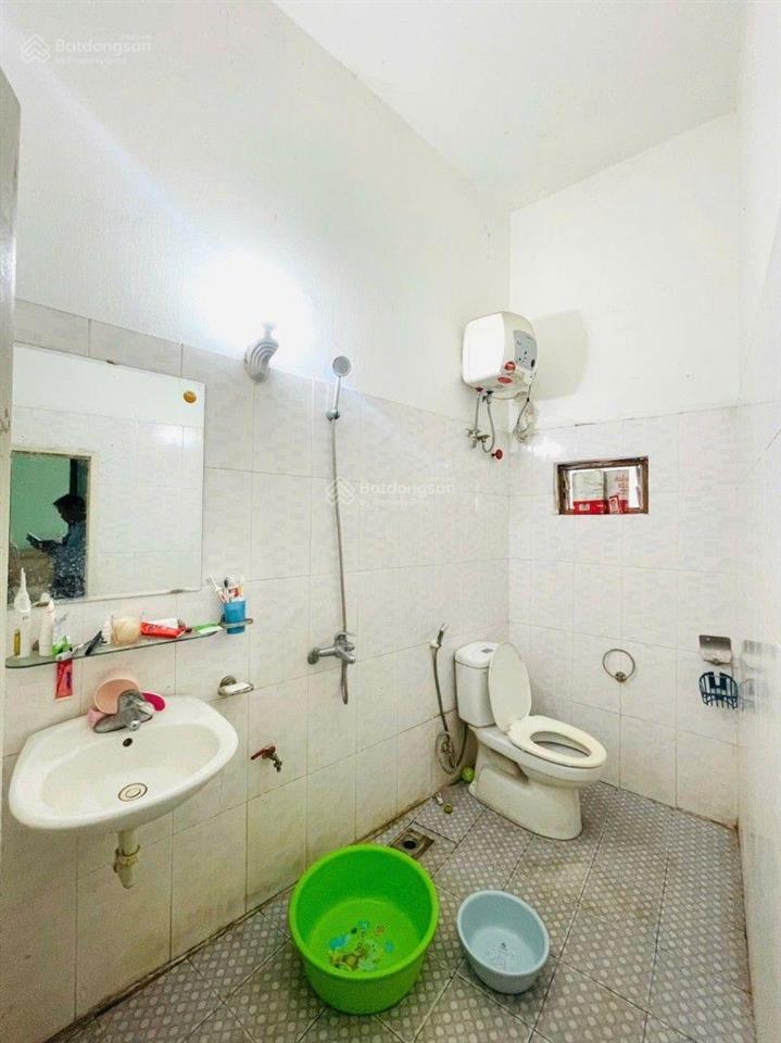 Bán nhà dịch vọng khúc thừa dụ lô đất vàng dòng tiền chỉ 32.5 tỷ sổ đỏ đẹp dt 115m,