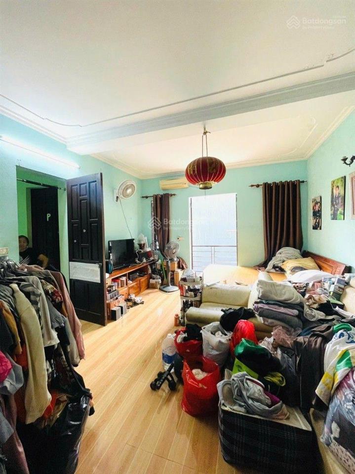 Bán nhà dịch vọng khúc thừa dụ lô đất vàng dòng tiền chỉ 32.5 tỷ sổ đỏ đẹp dt 115m,