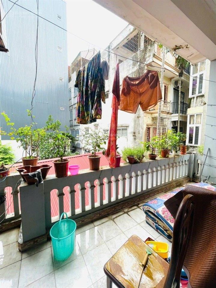 Bán nhà dịch vọng khúc thừa dụ lô đất vàng dòng tiền chỉ 32.5 tỷ sổ đỏ đẹp dt 115m,