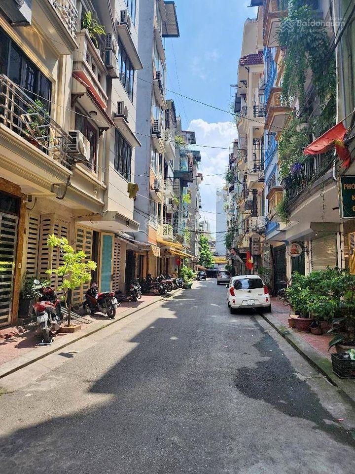 Chính chủ cần bán nhà mặt phố giang văn minh 7 tầng chỉ 44 tỷ
diện tích 86m 7 tầng mặt ô tô