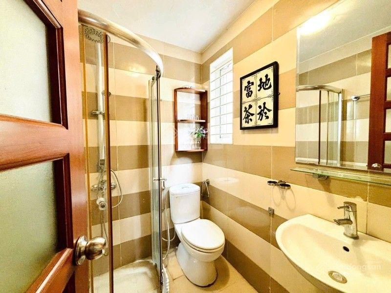 Nhà có việc cần gia đi gấp nhà mặt phố đồng cổ tây hồ chỉ 43 tỷ diện tích 80,2m mặt tiền 6,1m,sổ a4