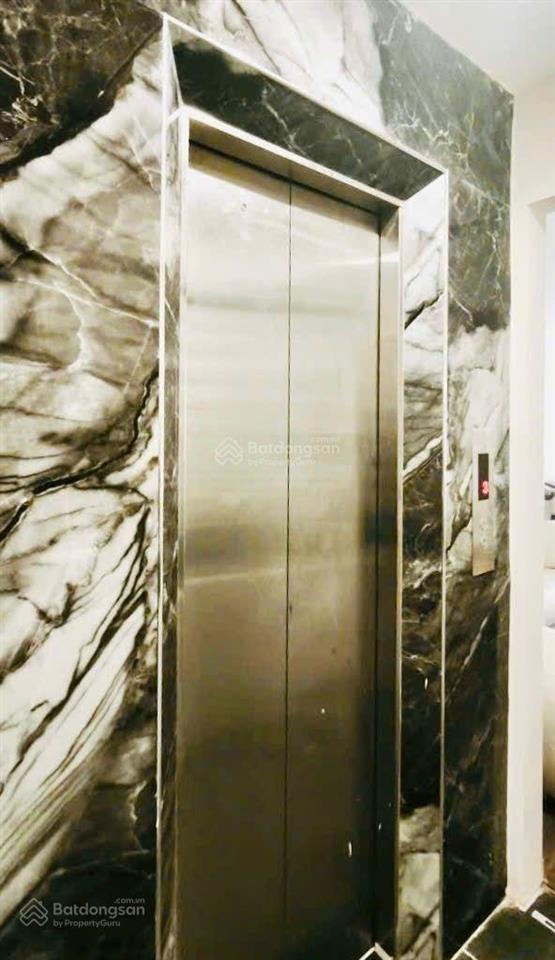Nhà có việc gấp cần bán nhà mặt phố trương công giai thang máy vỉa hè rộng kinh doanh đỉnh