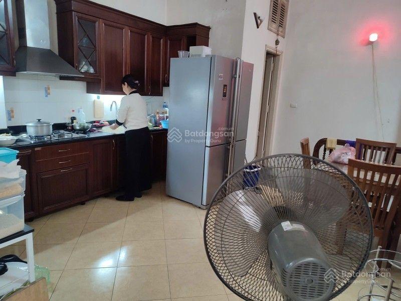 Cần bán nhà cầu giấy mặt tiền 22m gara ô tô thiết kế biệt thự pháp dt 118m 5 tầng giá 355tr/m2