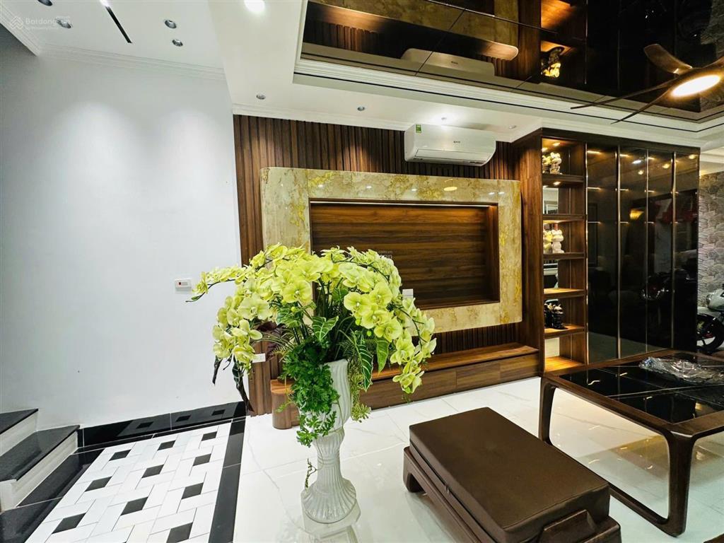 Bán nhà ngọc khánh ba đình hàng xóm vinhomes gardenia đẹp như khách sạn 5* full nội thất ở ngay